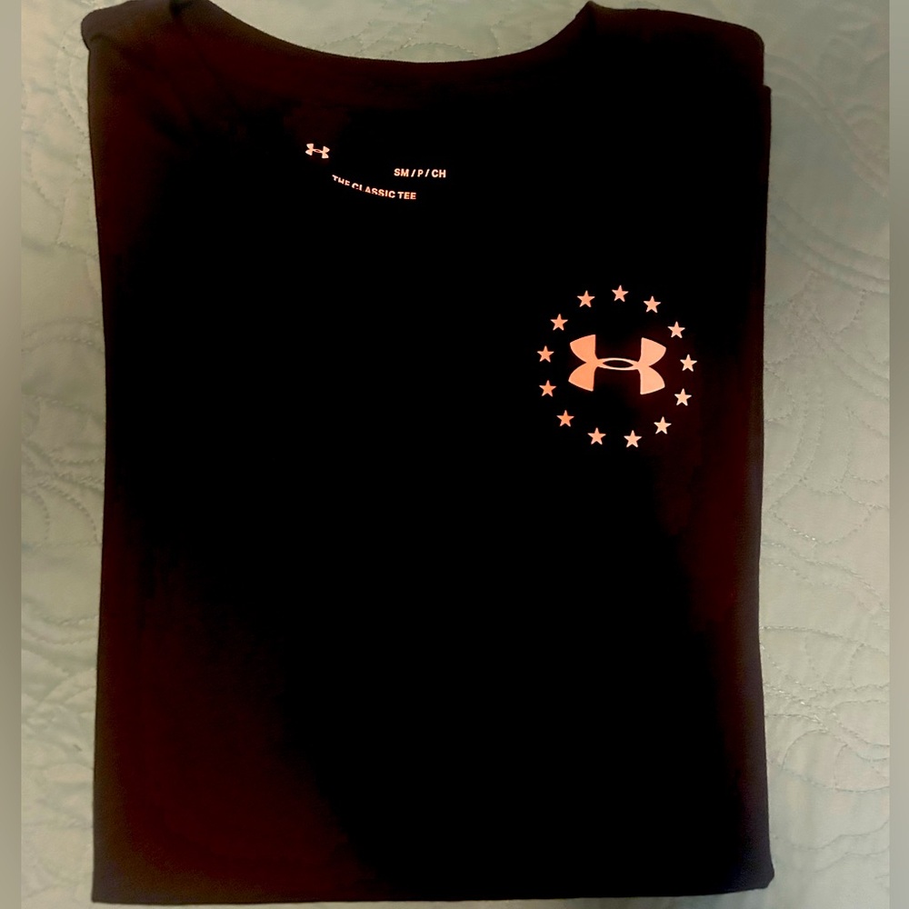 Women’s fitted shirt